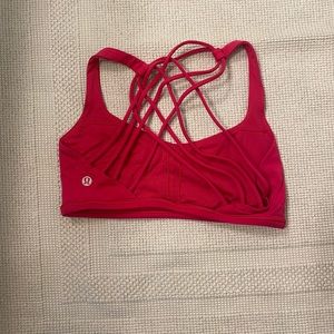 Lululemon sports bra